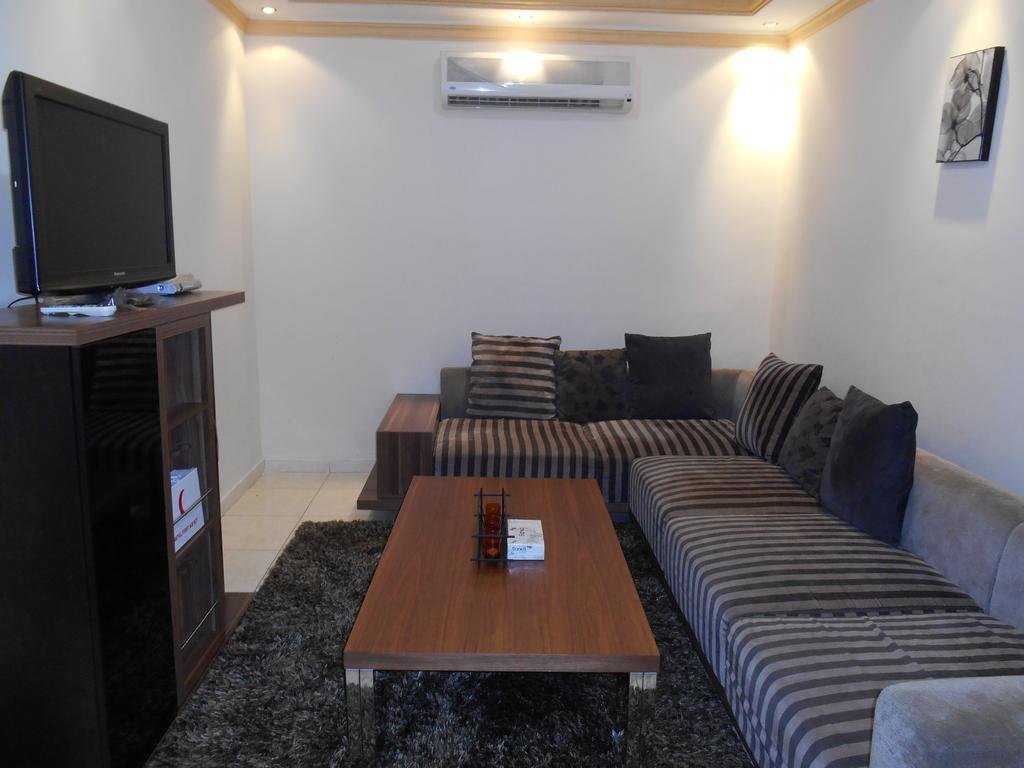 Фото Zwarah Hotel Suites