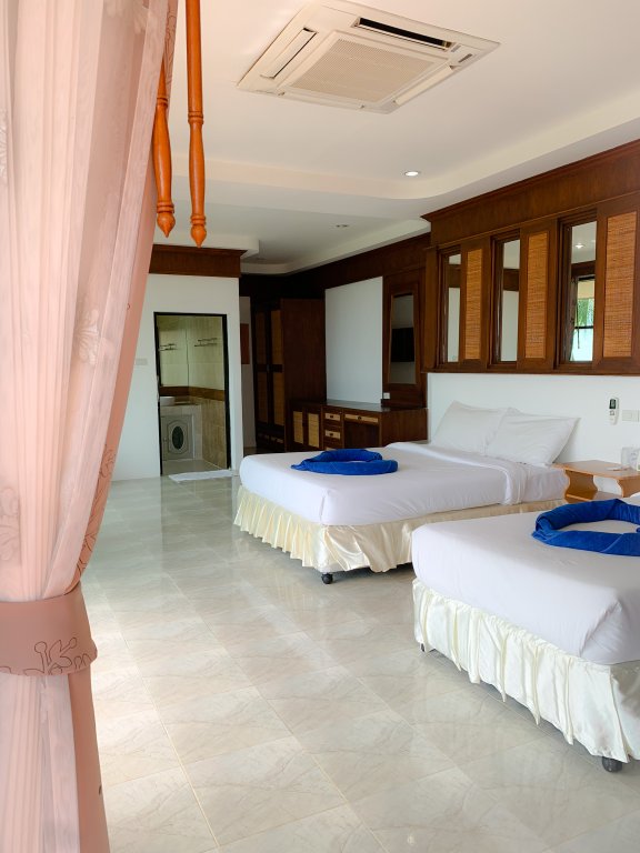 Фото Отель Golden Hill Resort