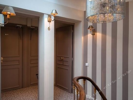 Фото Hotel Cluny Square