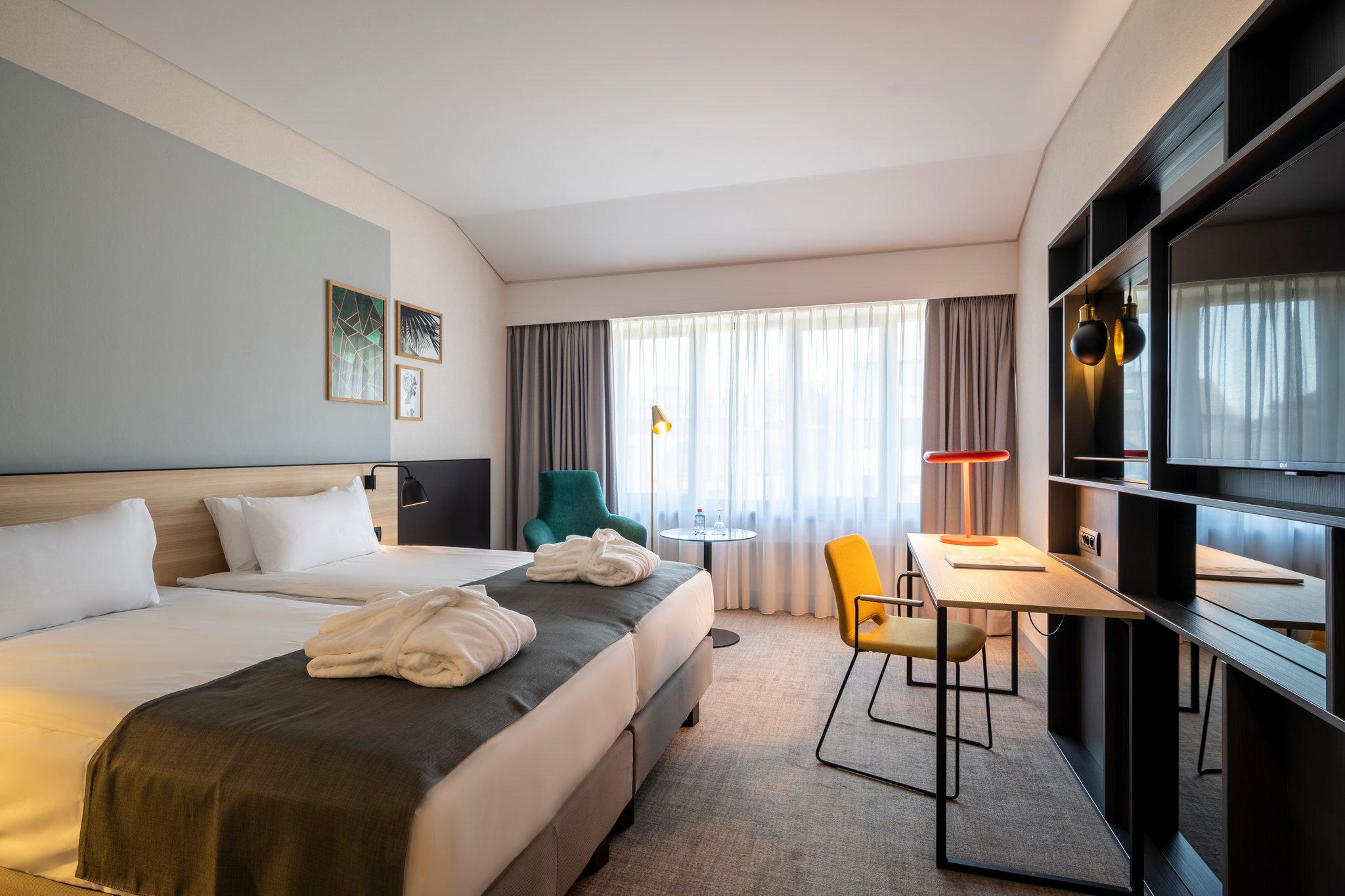 Фото Holiday Inn Hasselt, an Ihg Hotel