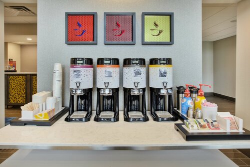 Гостиница Hampton Inn & Suites by Hilton/Southwest/Sioux Falls, Sd