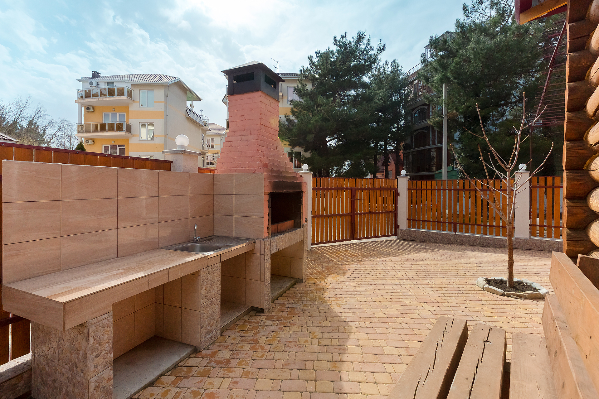 Фото отеля 2