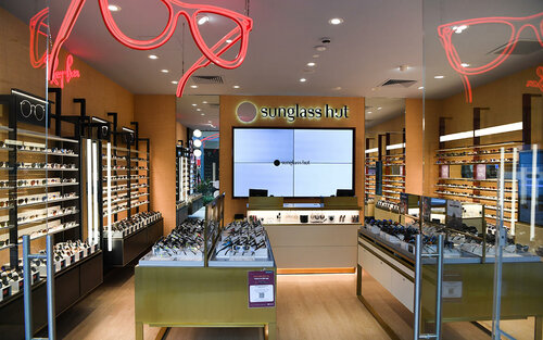 Sunglass hut premium deals outlet