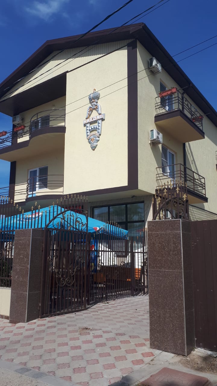 Фото Николь Делюкс