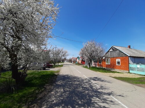 Жильё посуточно Ахтарский дворик в Приморско-Ахтарске