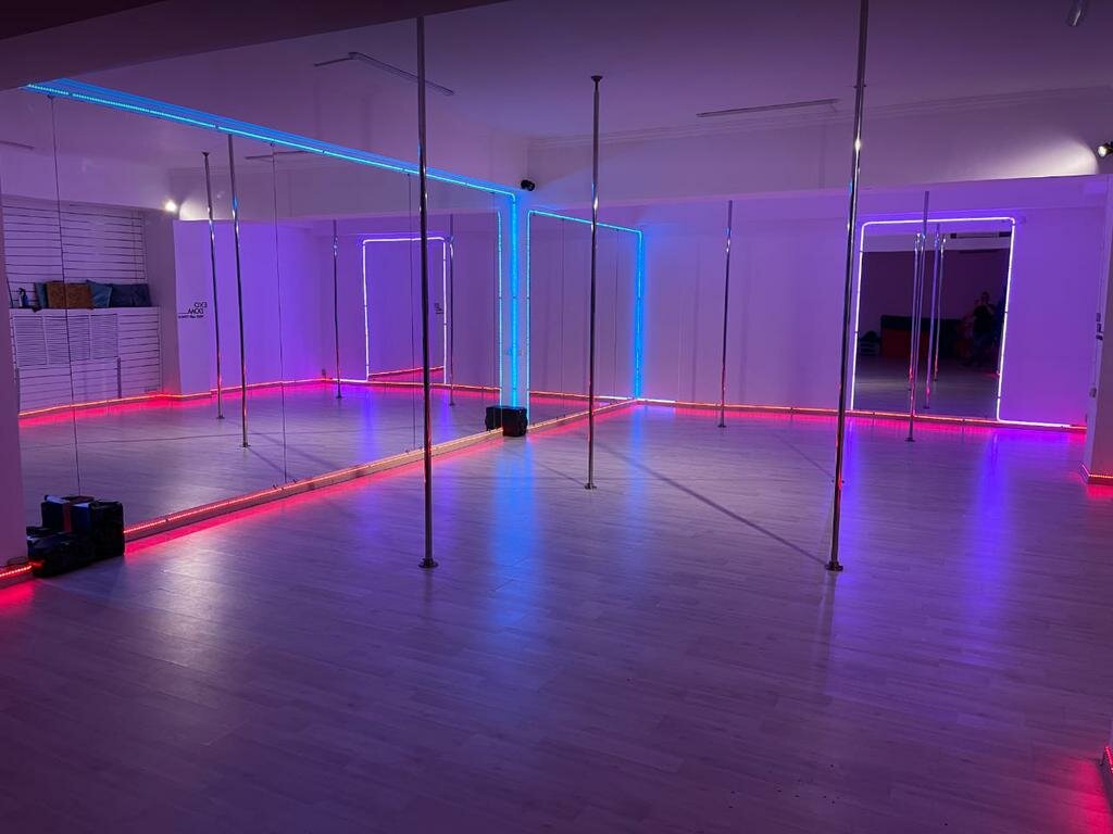 Школа танцев Pole Dance