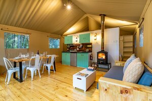 AfriCamps at Mackers - Glamping