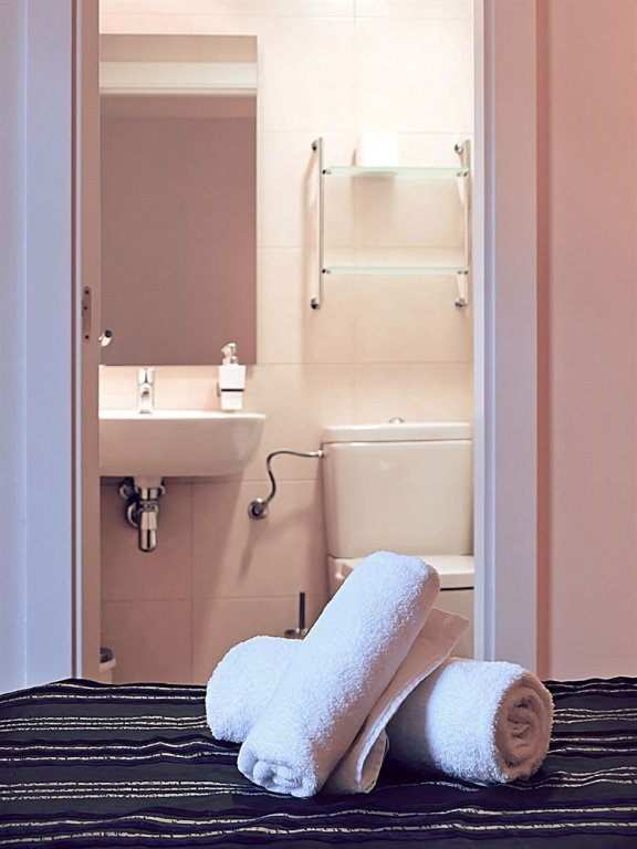 Фото Hostal Barcelona Centro