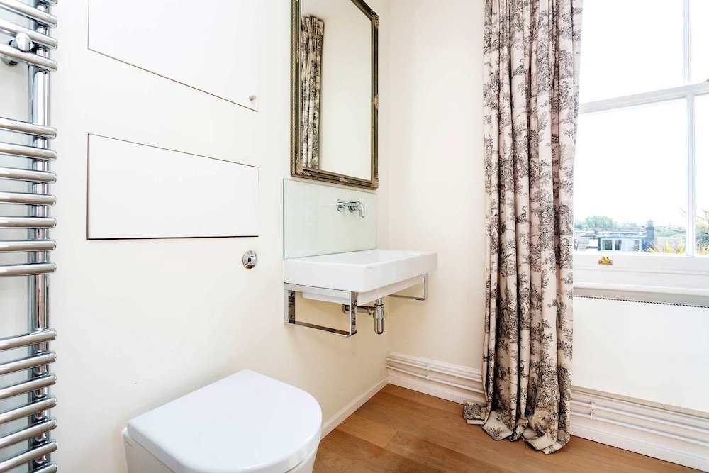 Фото Timeless Family Home