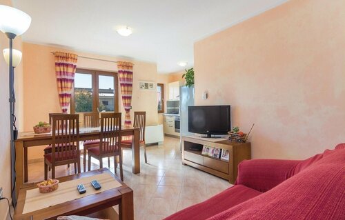 Жильё посуточно Amazing Home in Porec With Wifi and 2 Bedrooms