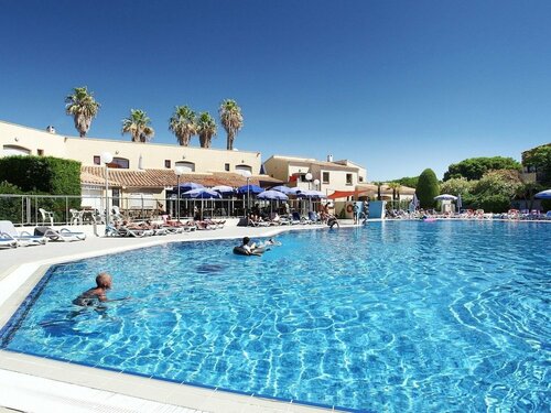 Гостиница Tidy apartment in the popular resort of Le Cap d'Agde в Агде