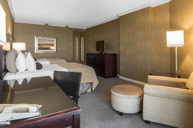 Фото Renaissance Dallas North Hotel