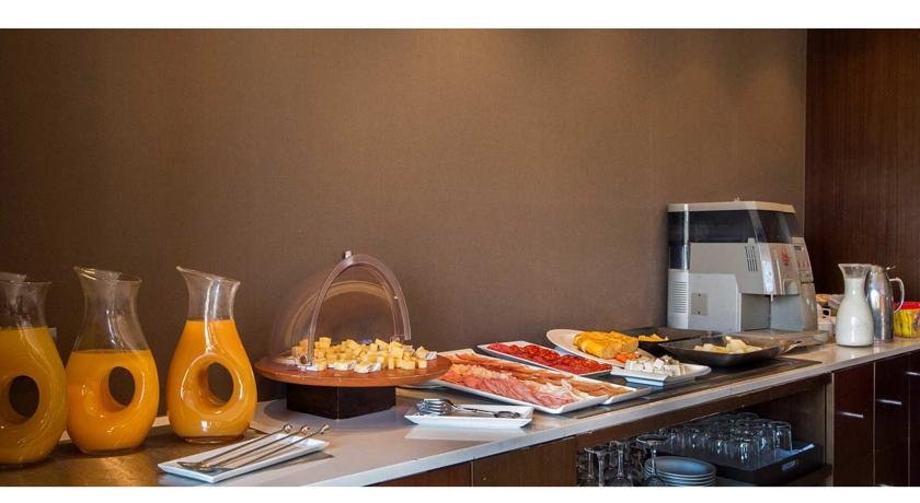 Фото B&b Hotel Granada Estacion