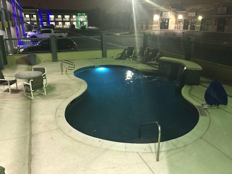 Гостиница Texas Inn Airport McAllen в Мак-Аллене