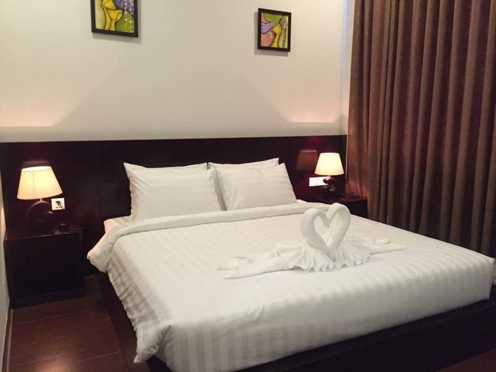 Фото Golden Apple Hotel - Airport