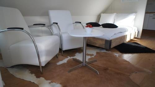 Фото Prince on the Roof