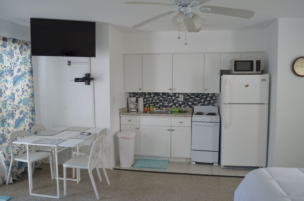 Фото Tiana Beach Inn