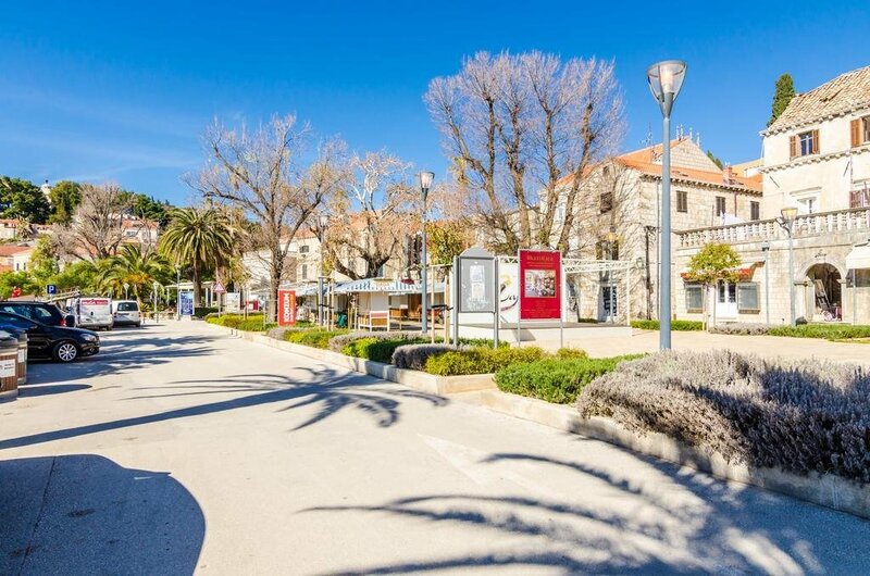 Гостиница Apartments Lotea в Цавтате
