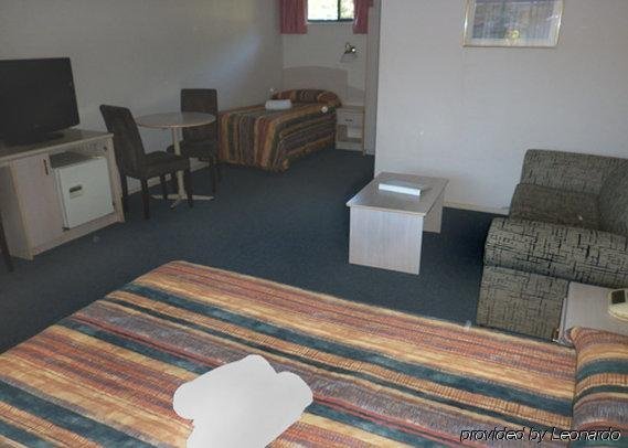 Фото The Gem Hotel