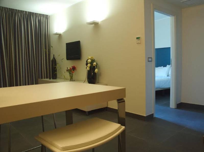 Фото Home Club Suite Hotel