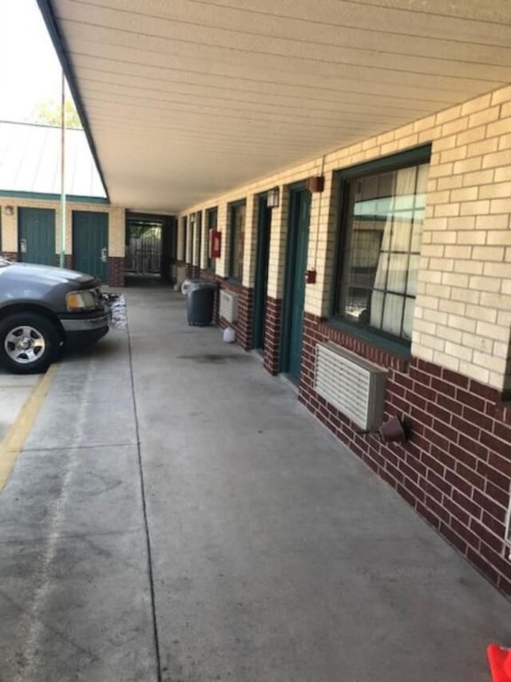 Фото Country Inn Motel