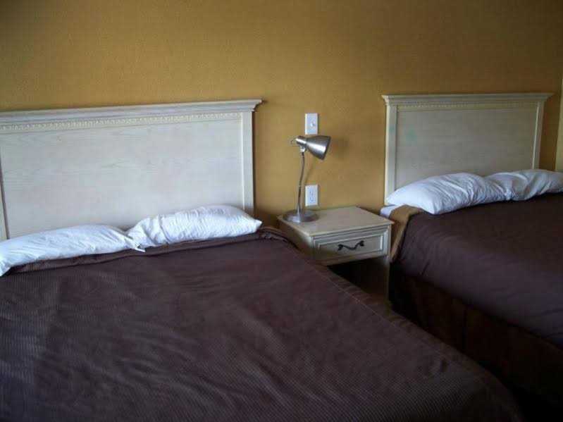 Фото Abby's Anaheimer Inn