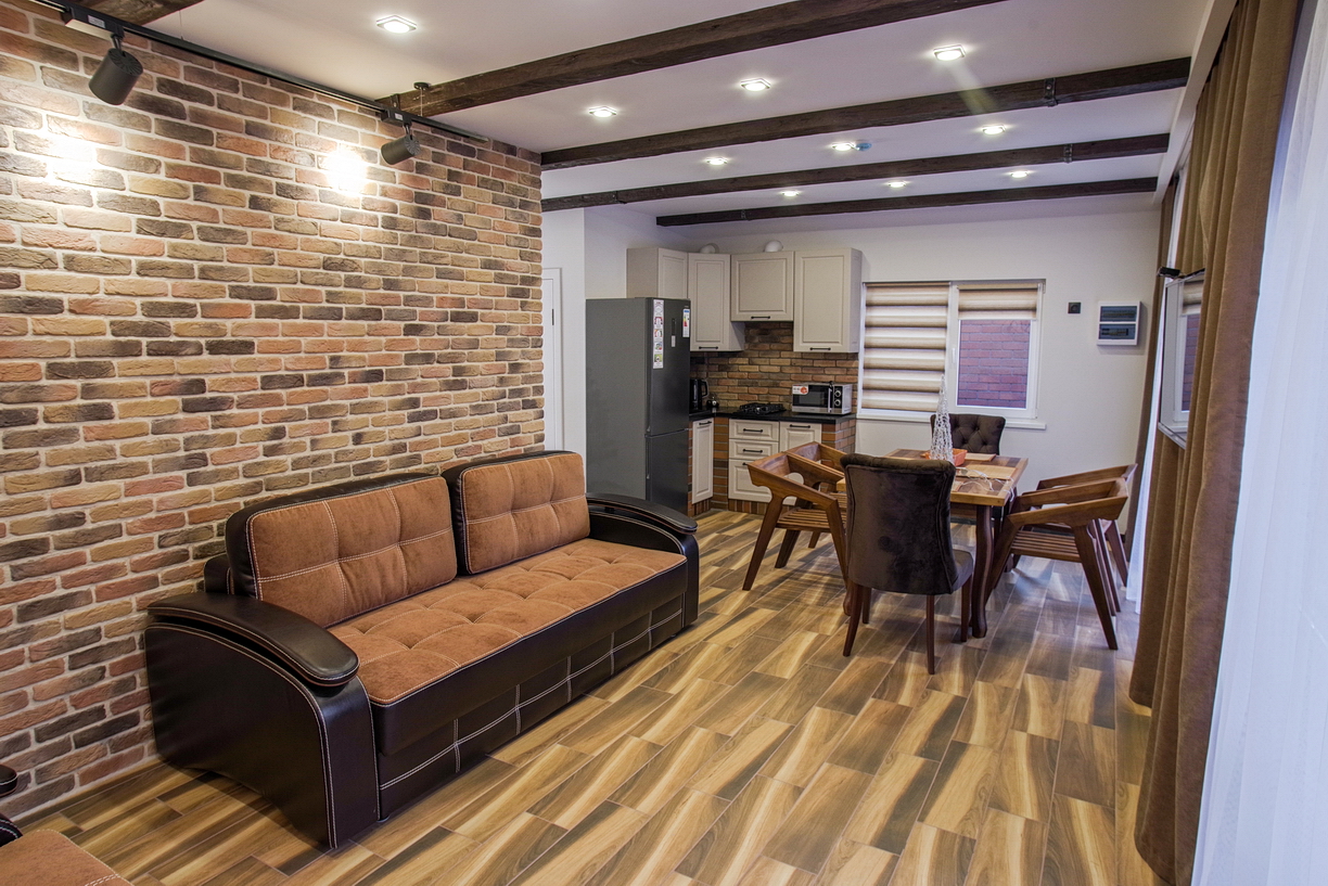 Фото Шале Леона