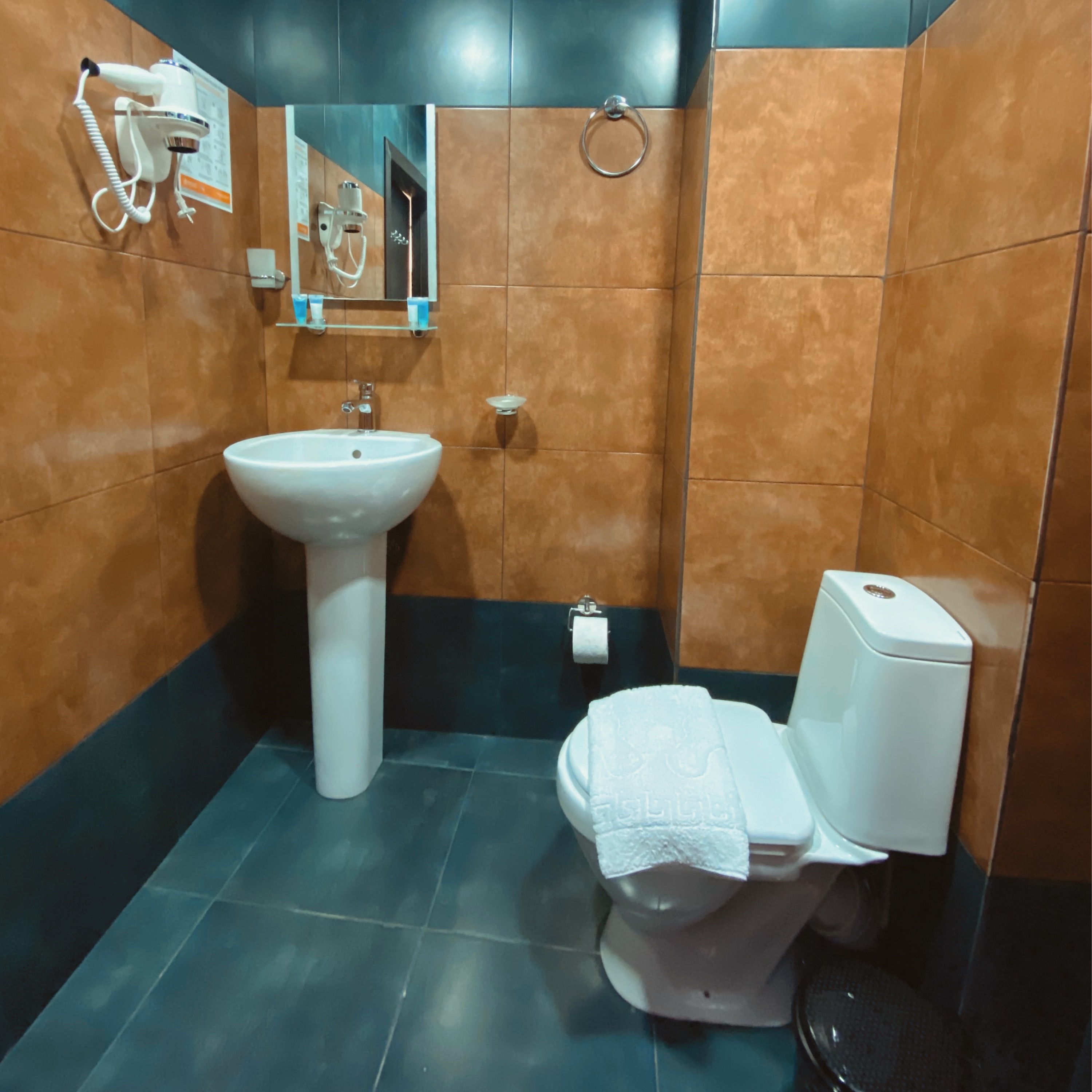 Фото Batumi West Hotel