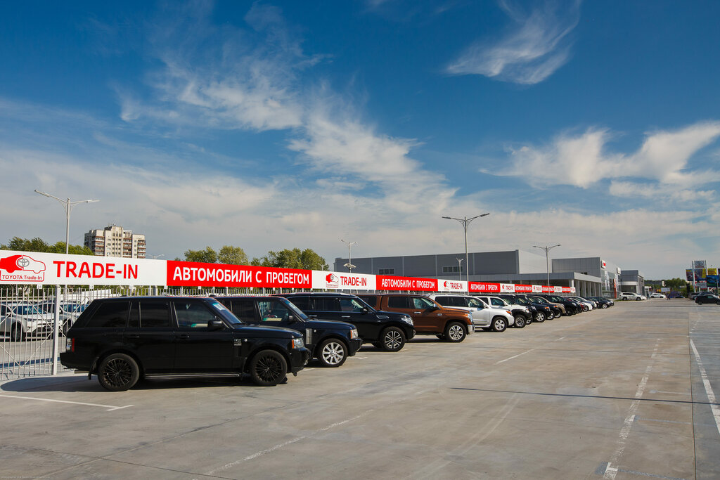 Sale of used cars Summit Motors, Khabarovsk, photo