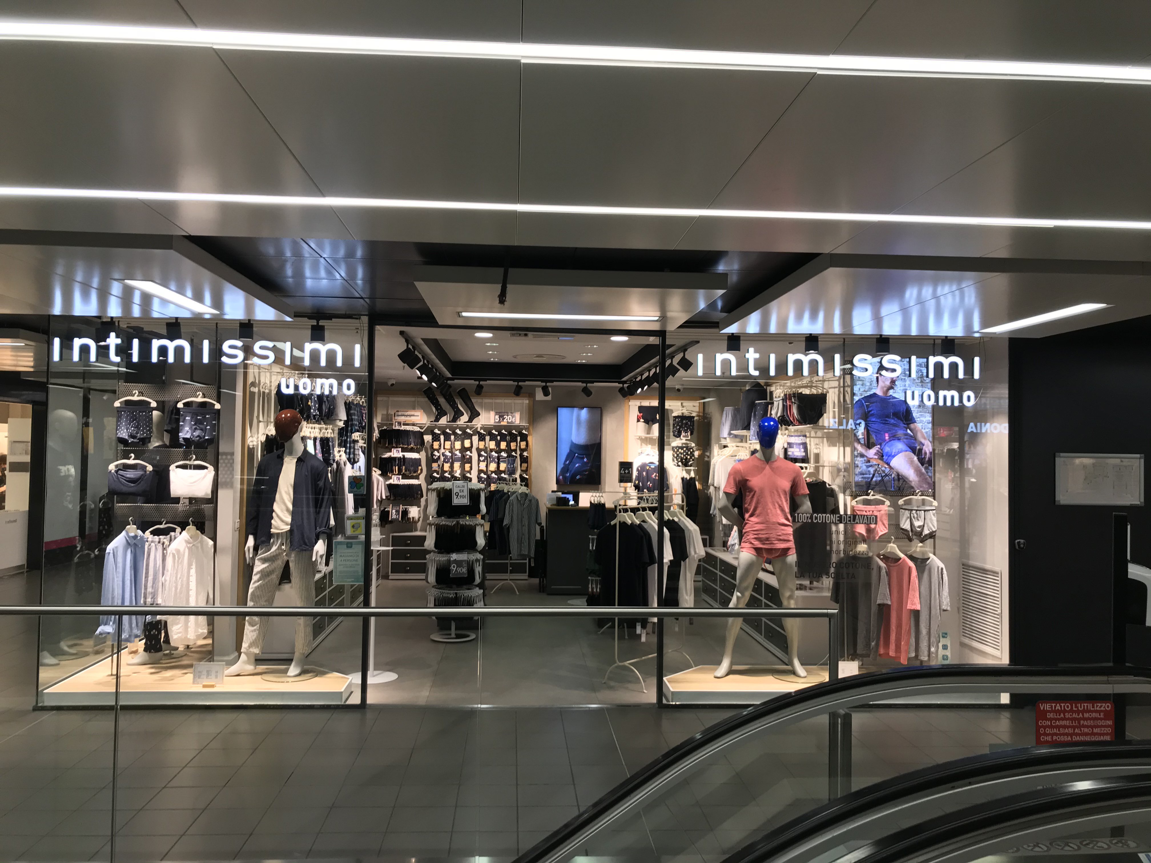 Intimissimi Uomo, clothing store, Trentino-Alto Adige, Trento, Via del  Brennero — Yandex Maps