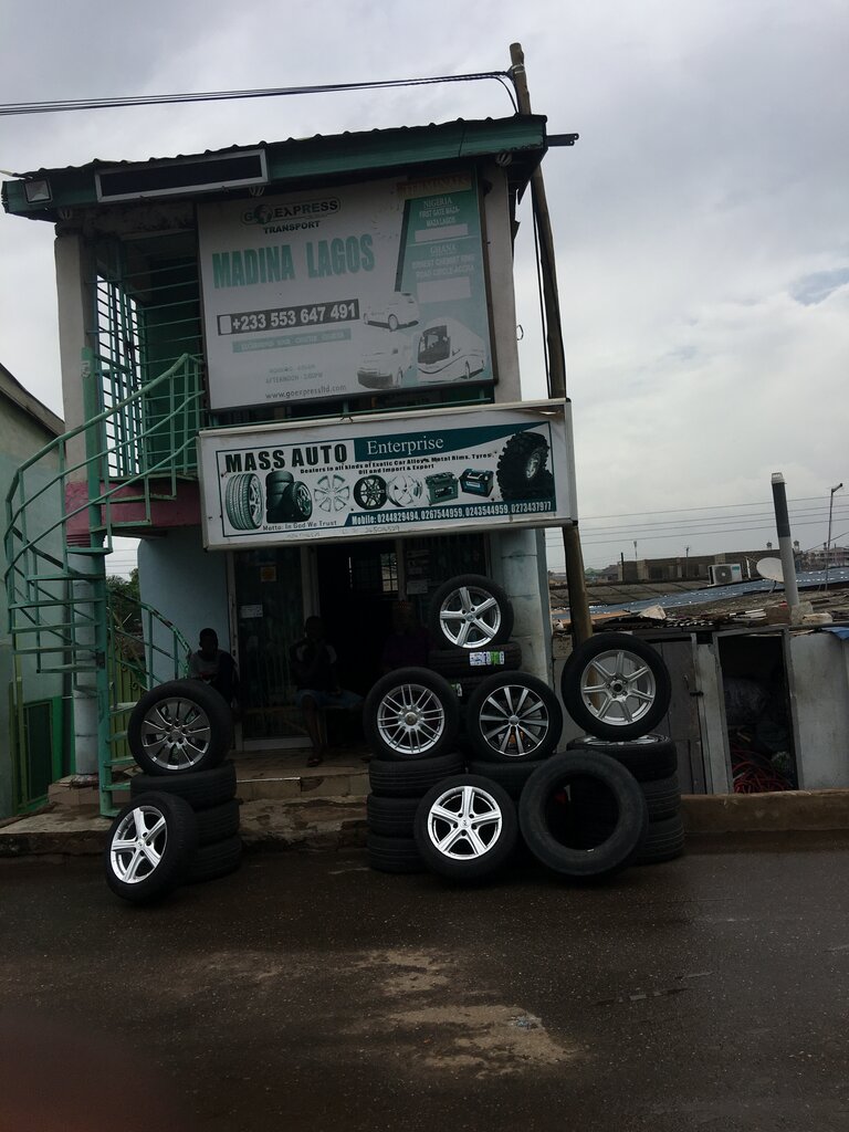 Transporters and conveyors Express Transport, Earth, photo