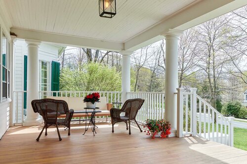 Внешний вид отеля The Dewey в Леноксе, фото 3