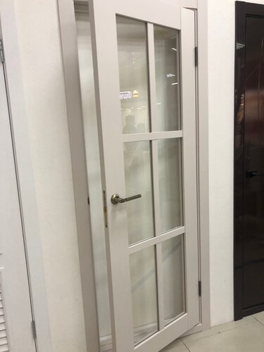 Дверь межкомнатная с просветом