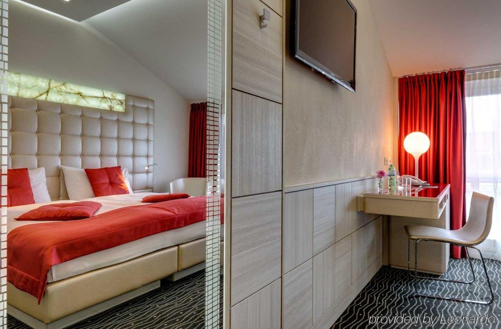 Фото Hotel St. Gotthard