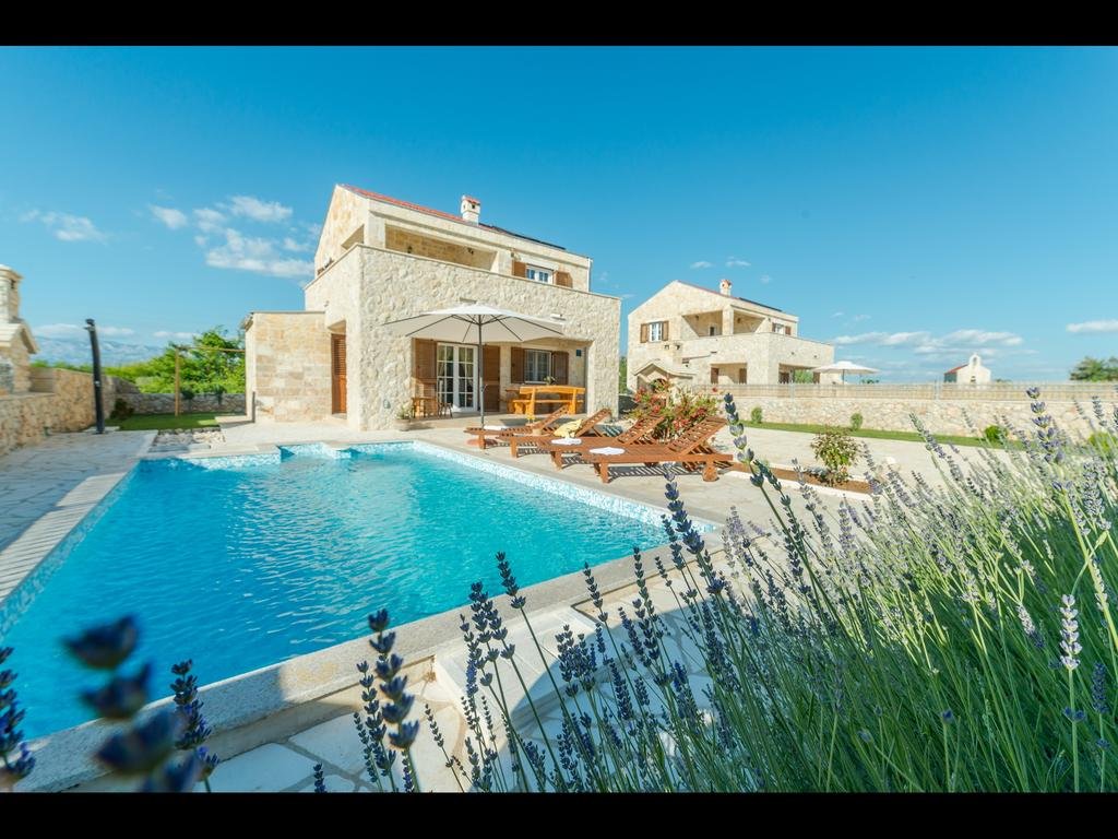 Фото Villa St. vid 3