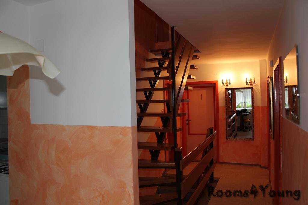 Фото Rooms4Young