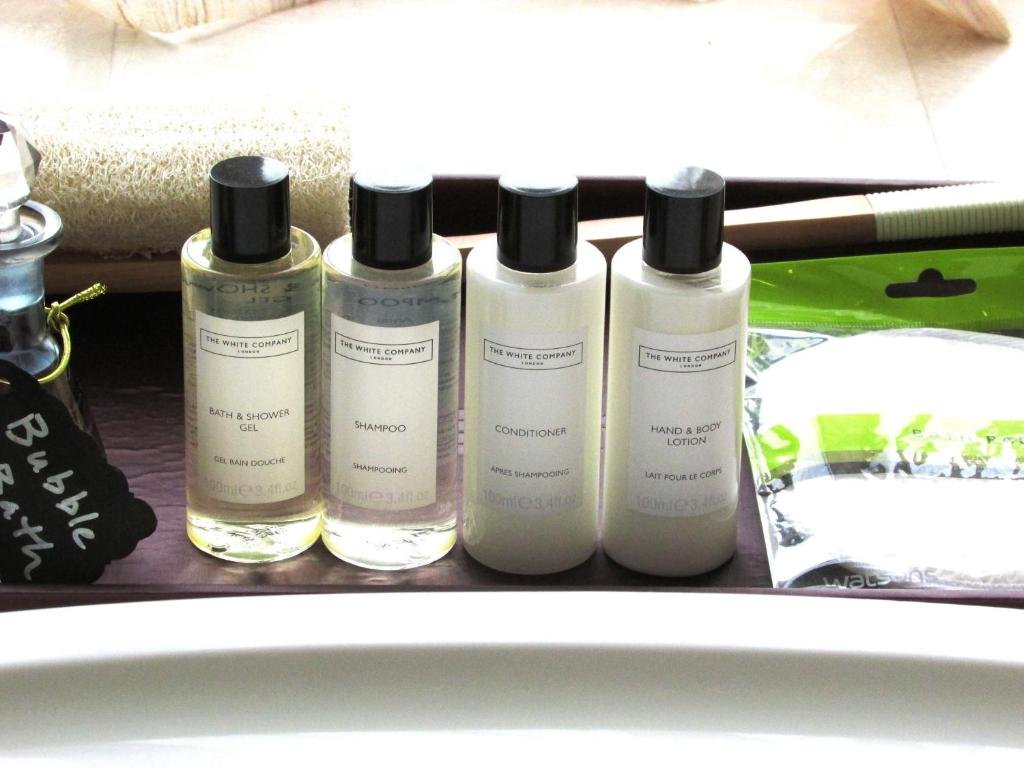 Фото Travelodge Harbourfront