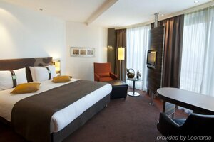 Гостиница Holiday Inn Almaty