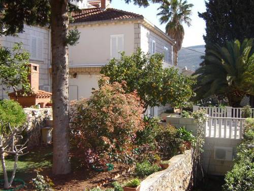 Фото Villa Karolina