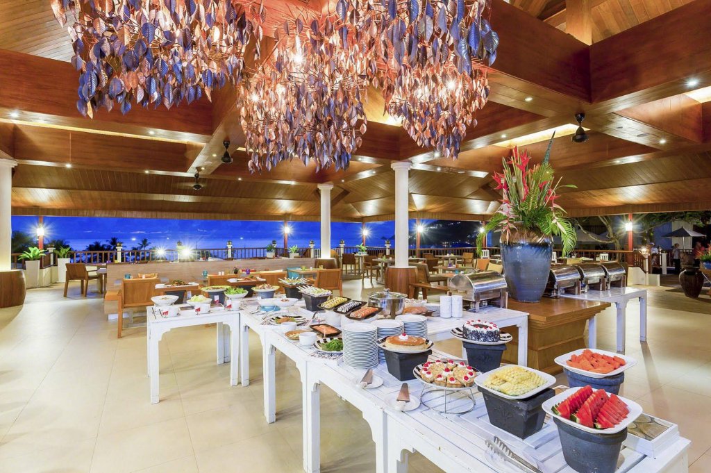 Фото Andamantra Resort & Villa Phuket