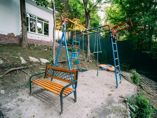 Фото Загородный дом в лесу