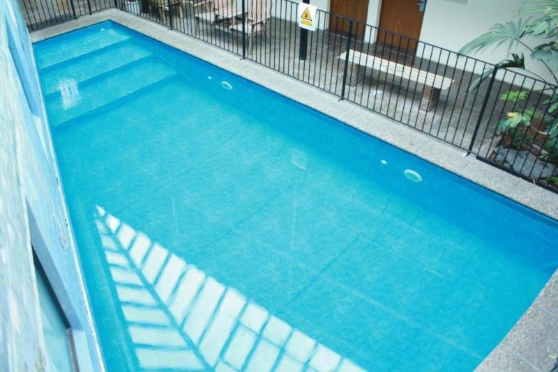 Фото The Surrey Hotel