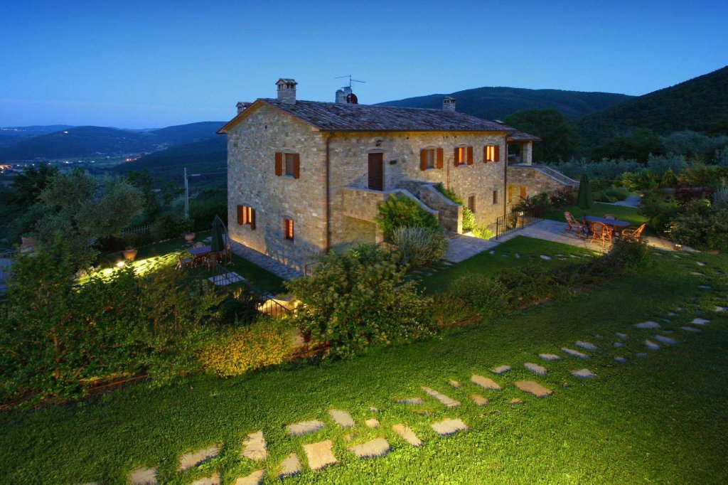 Фото Agriturismo Rocca Di Pierle