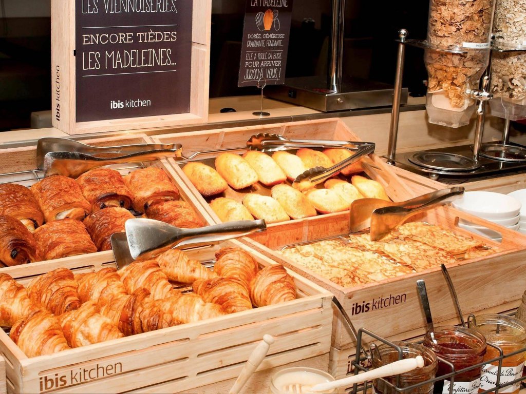 Фото EasyHotel Nice Palais des Congrès