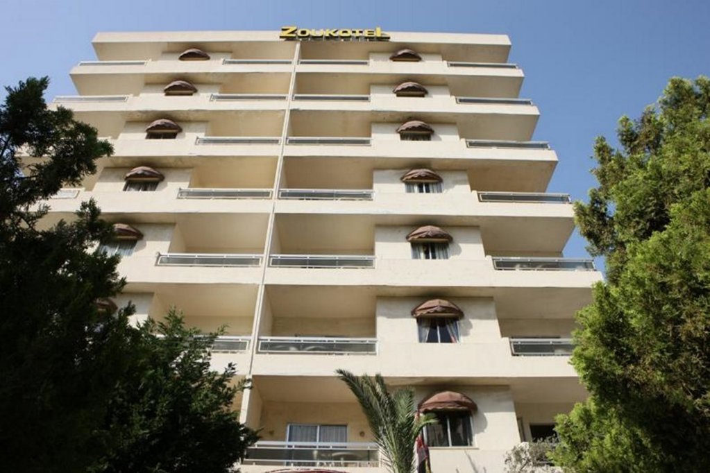 Фото Zoukotel Hotel