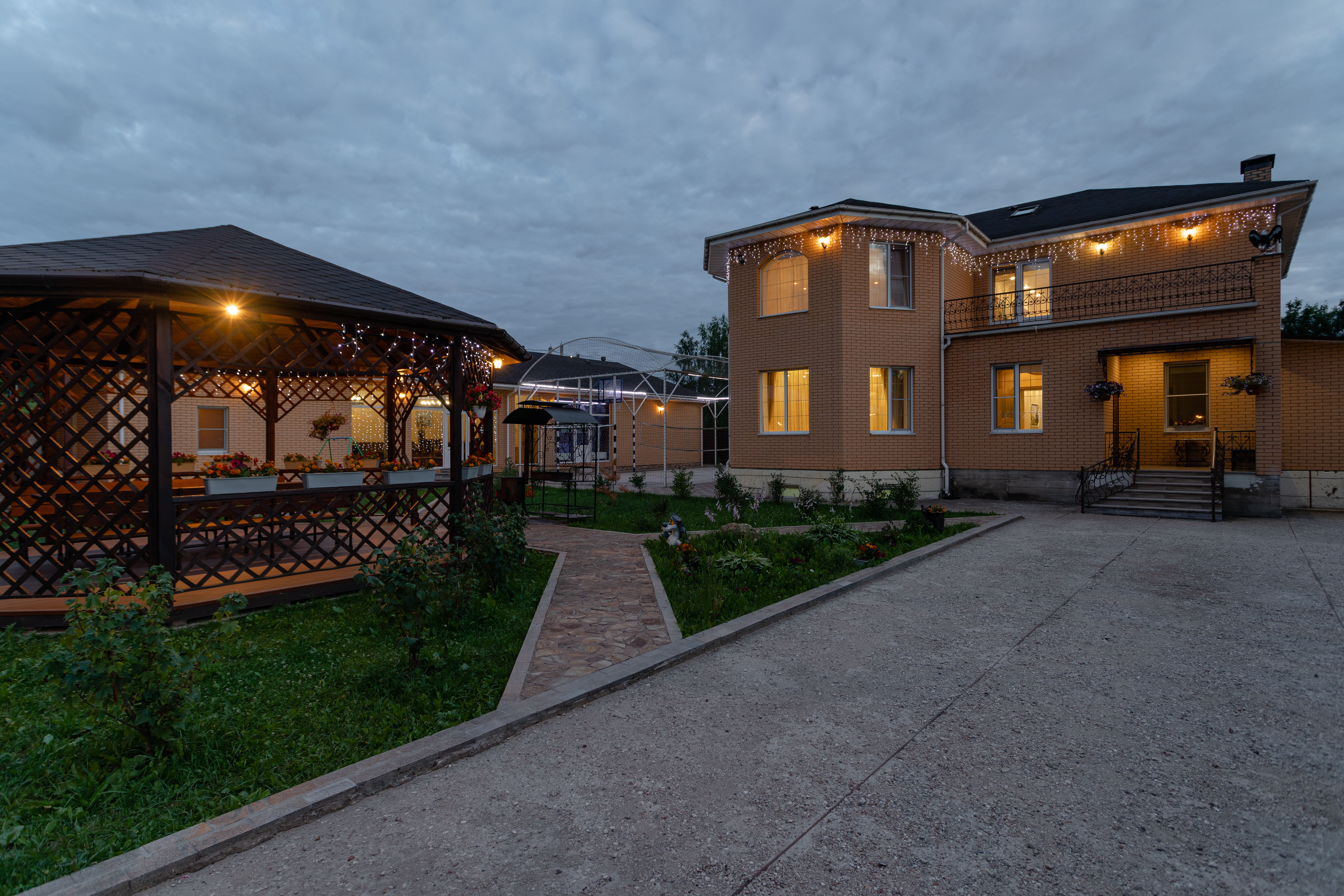 Фото Особняк в ЛУНЁВО