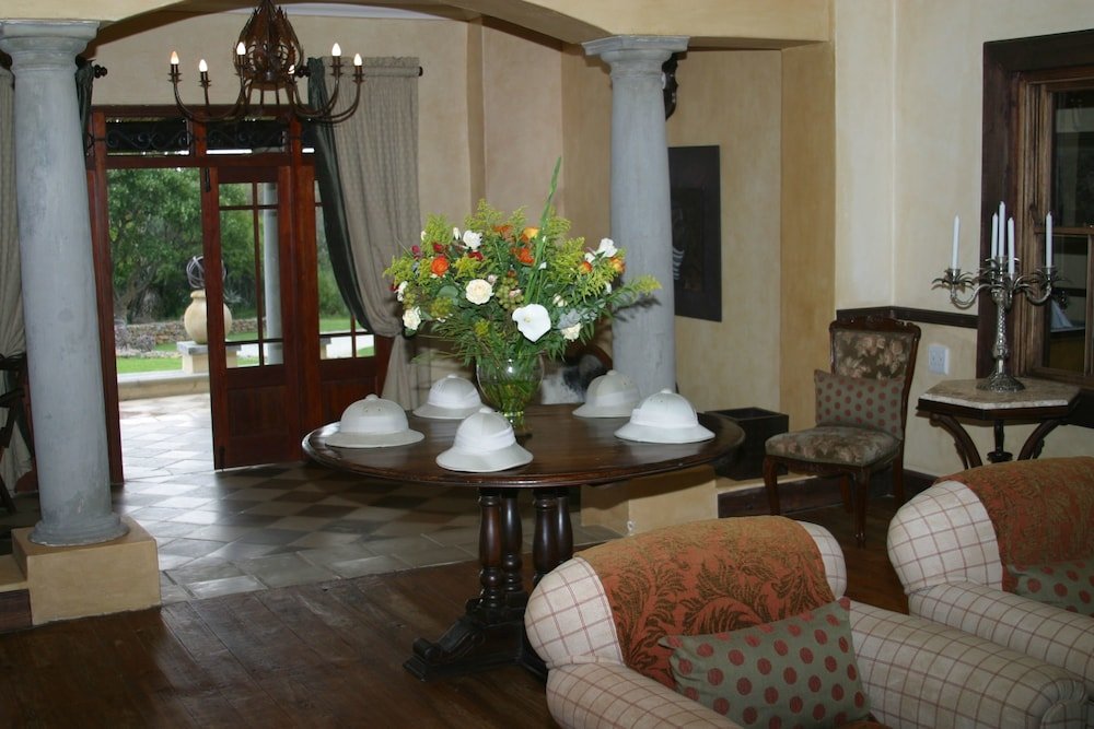 Фото Dawson's Game and Trout Lodge