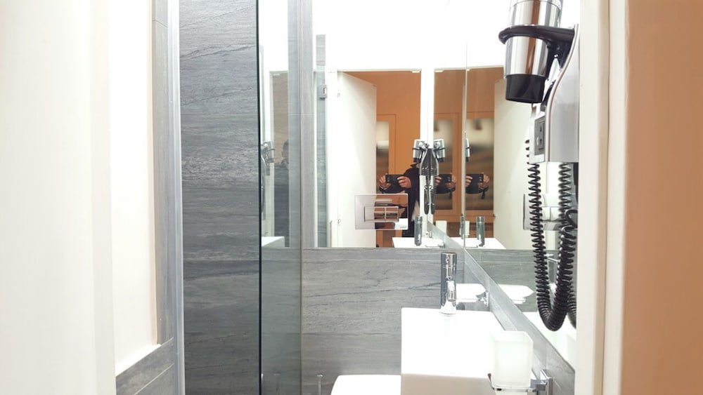 Фото Lhp Suite Napoli - Parco Margherita