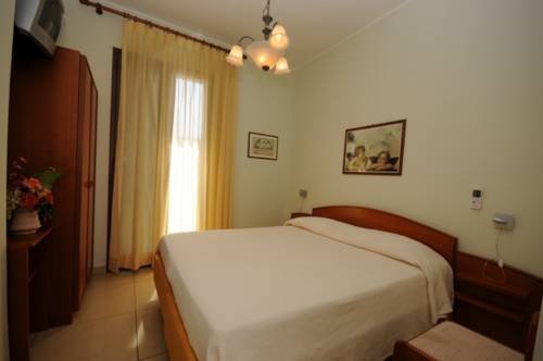 Фото Hotel L'Uomo e il Mare