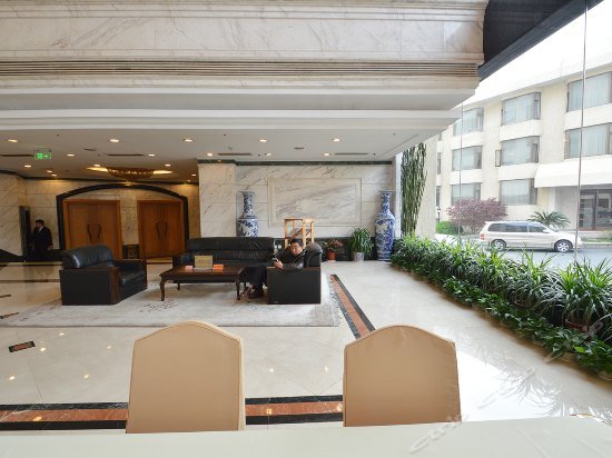 Фото Xikang Hotel